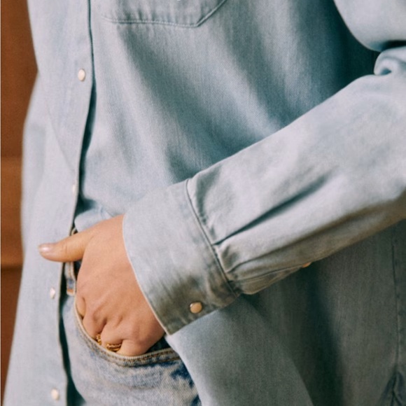 Sezane Light Denim Max Snap Button Chest Pocket Shirt Womens Size 32 US 0 XXS - Picture 6 of 16